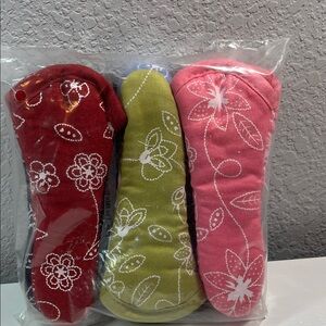 Set of 6 Floral Padded Oven Mitts - Red, Green, Pink